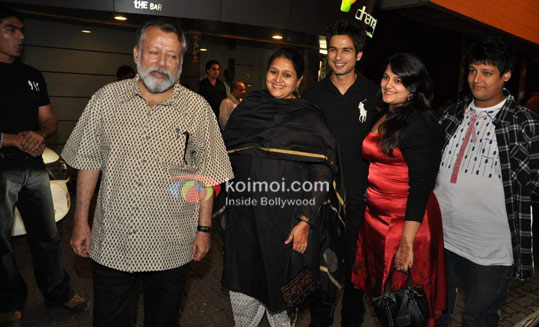  Pankaj Kapoor, Supriya Pathak, Shahid Kapoor AT SHAHID KAPOOR'S SUPRISE BIRTHDAY BASH
