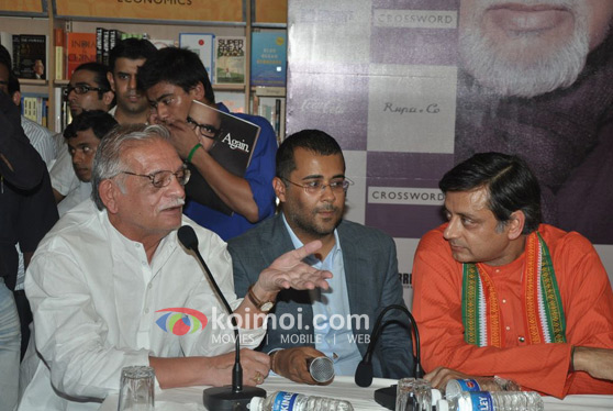 Chetan Bhagat Unveils Pritish Nandy’s Book