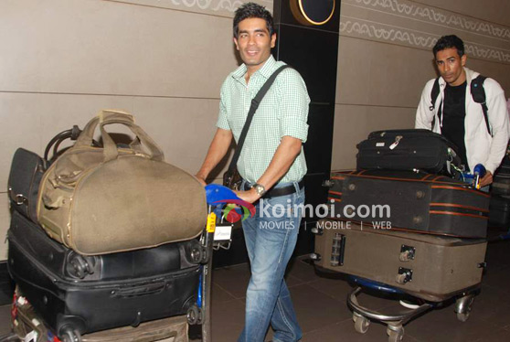 Manish Malhotra Off For IIFA