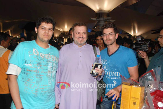 Neil Nitin Mukesh Back From IIFA