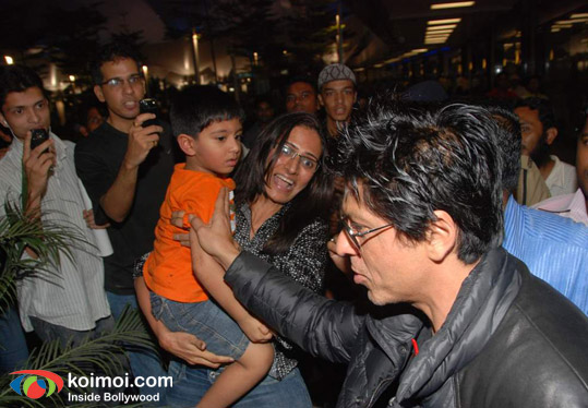 SRK Back In Mumbai From Berlin