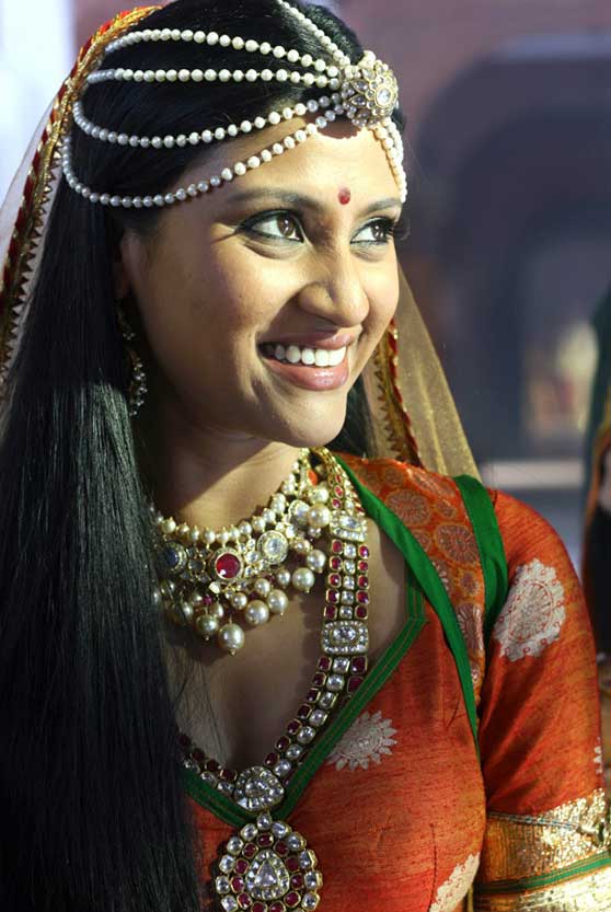 Konkona Sen Sharma (Mirch Movie Still)
