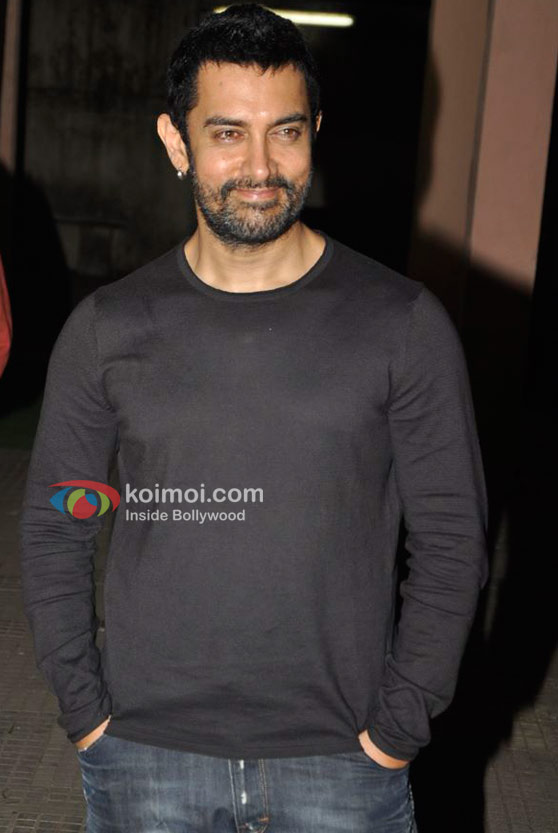 Aamir Khan At 'Dhobi Ghat' Movie Screening