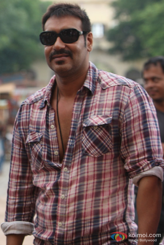 Ajay Devgan smiles on the sets of Bol Bachchan Movie Stills