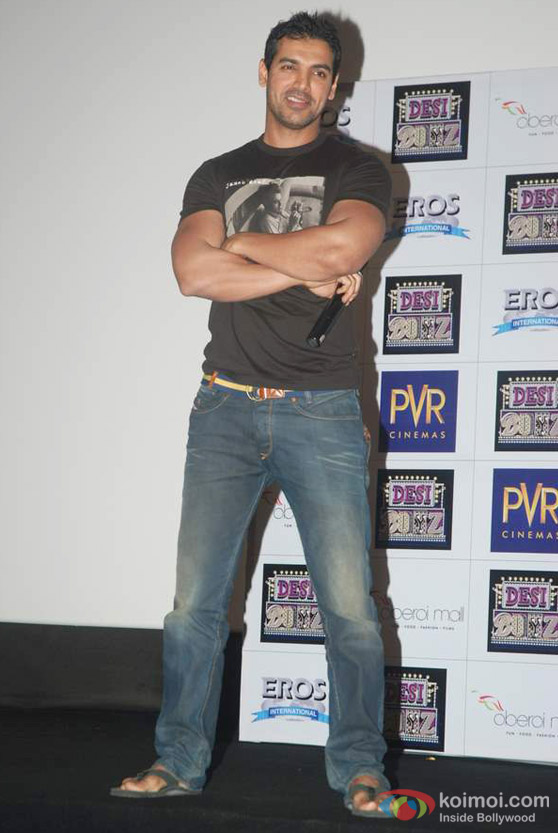 John Abraham Promote 'Desi Boyz' At Oberoi Mall