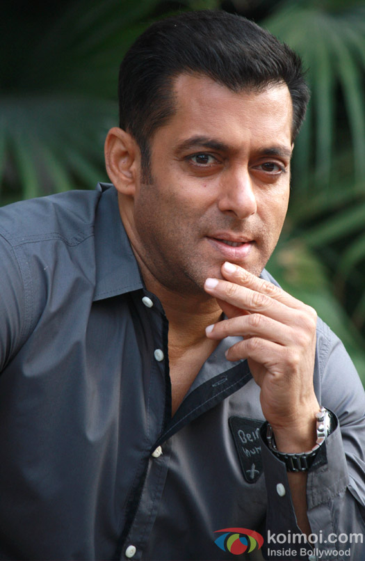 Salman Khan at Dabangg 2 Press Meet