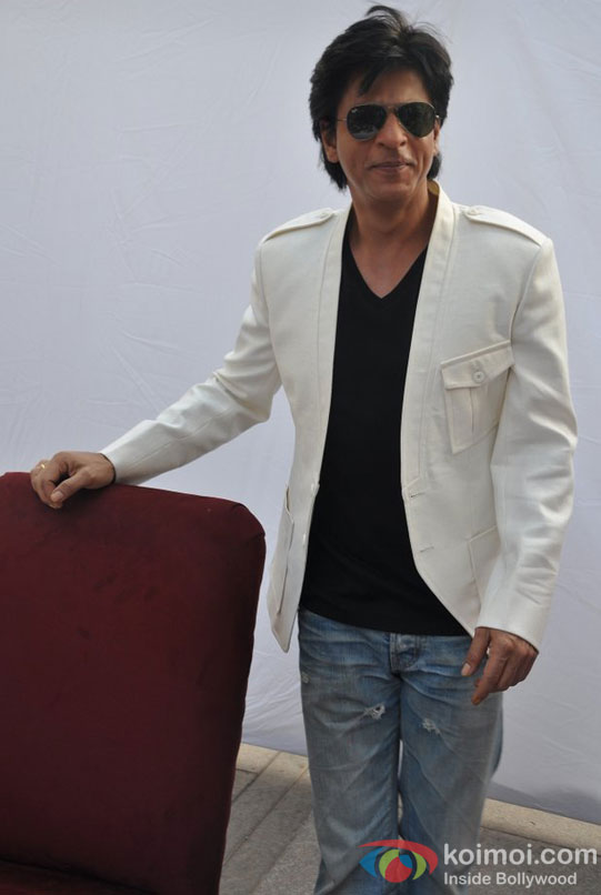 Shah Rukh Khan Celebrate His Birthday With Media