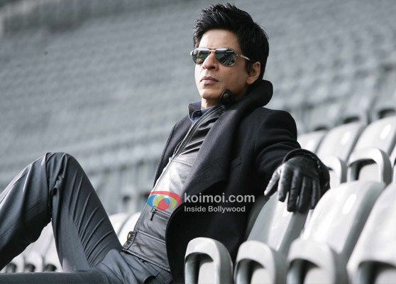 Shah Rukh Khan lazes around in Don 2 Movie