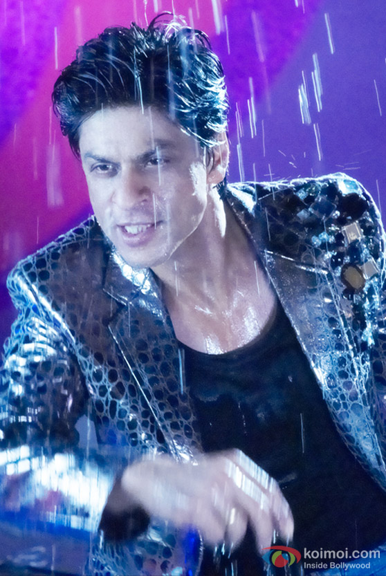 Shah Rukh Khan shines in Billu Barber Movie