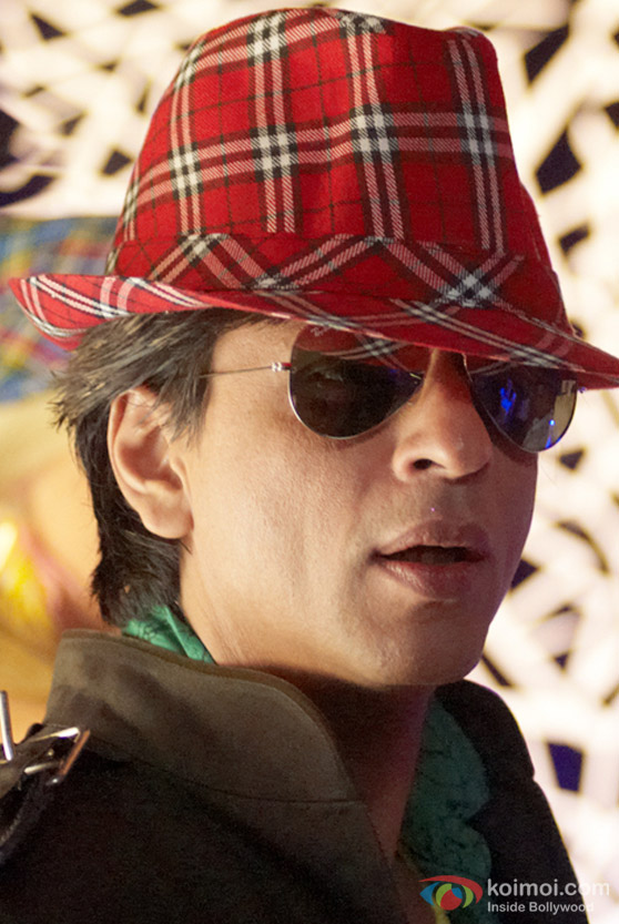 Shah Rukh Khan hats it in Billu Barber Movie