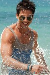 Shahid Kapoor frolicks in the water in Badmaash Company Movie