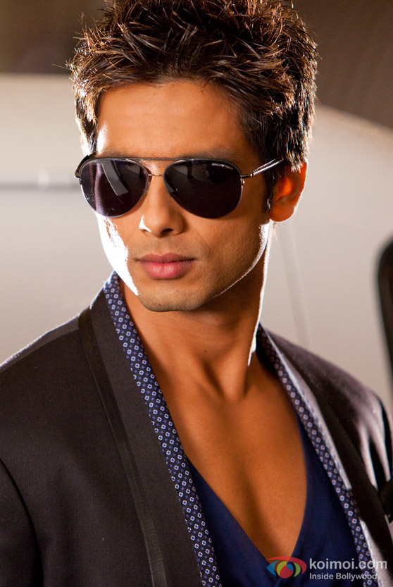 Shahid Kapoor in glares in Badmaash Company Movie