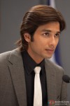 A well suited Shahid Kapoor in Kismat Konnection Movie