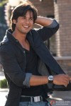 Shahid Kapoor blushes in Kismat Konnection Movie