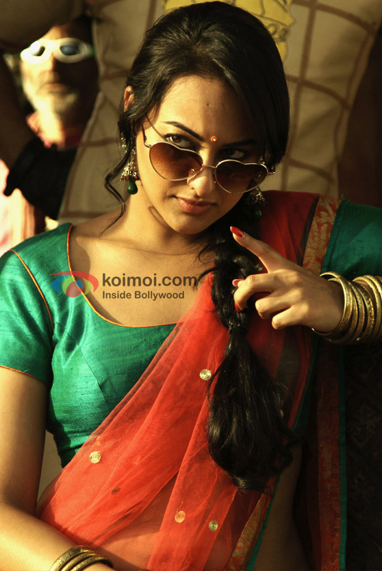 Sonakshi Sinha gives the look in Joker Movie