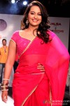 Sonakshi Sinha hot ramp walk at Rajasthan fashion week