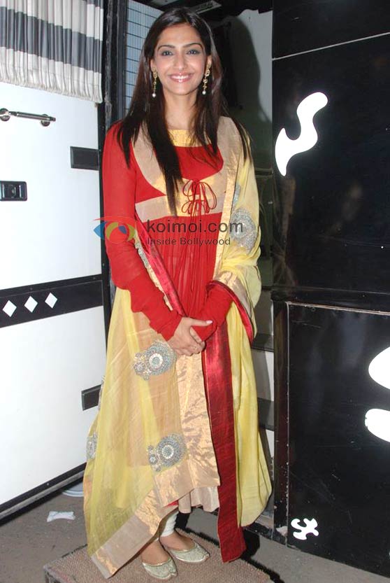 Sonam Kapoor At 'Thank You' Movie Promotion