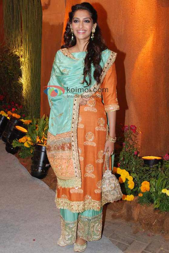 Sonam Kapoor In Dress At Venugopal Dhoot's Daughter Wedding