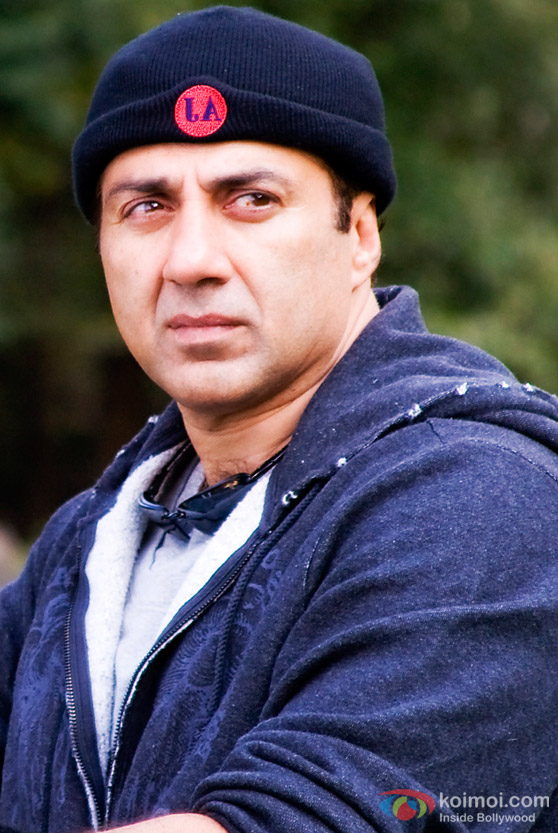 Sunny Deol simmers in Heroes Movie