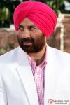 Sunny Deol looks aside in in Yamla Pagla Deewana Movie