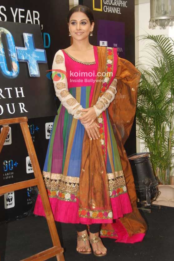 Vidya Balan At WWF's '60+ Earth Hour 2011' Event