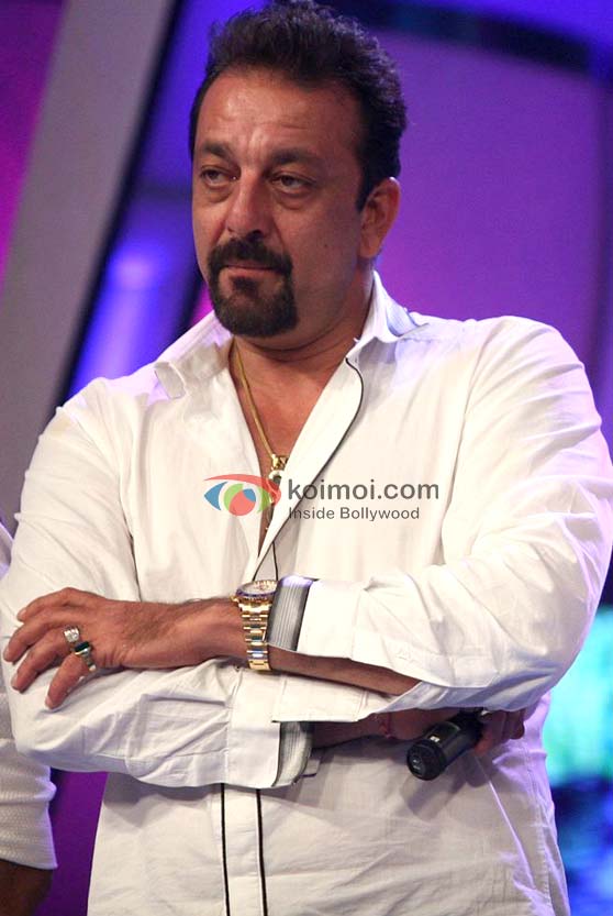 Sanjay Dutt Promotes Lamhaa Movie On Indian Idol 5