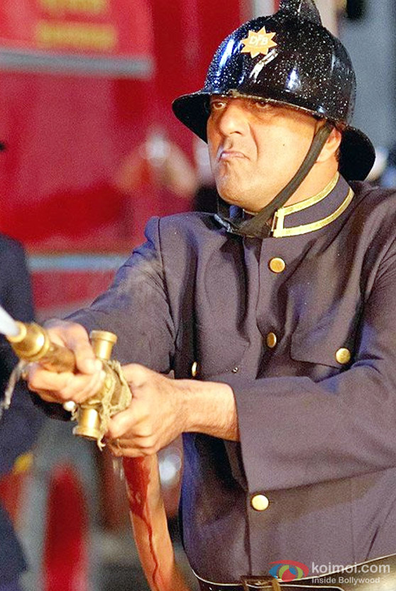 Sanjay Dutt fights a fire in Kidnap Movie
