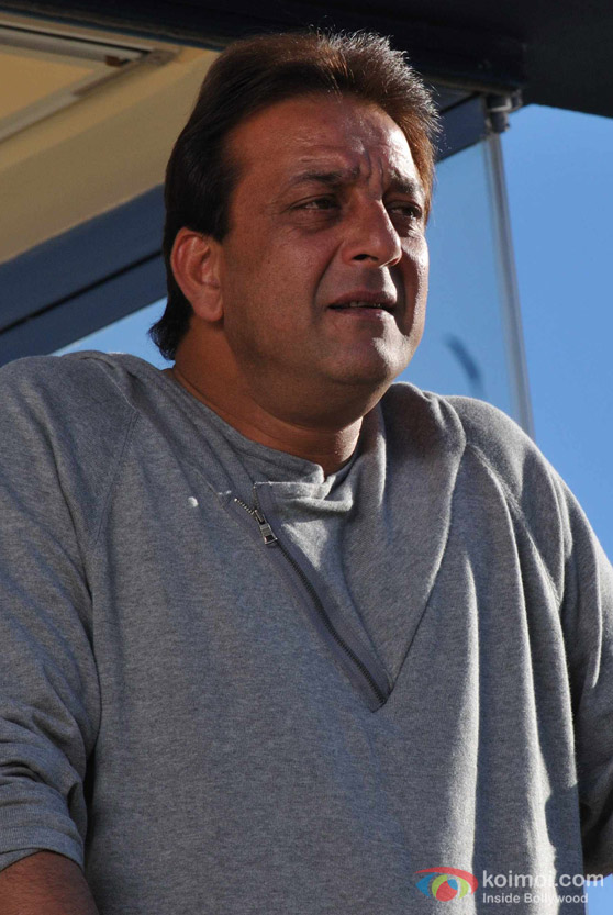 Sanjay Dutt shrugs in No Problem Movie