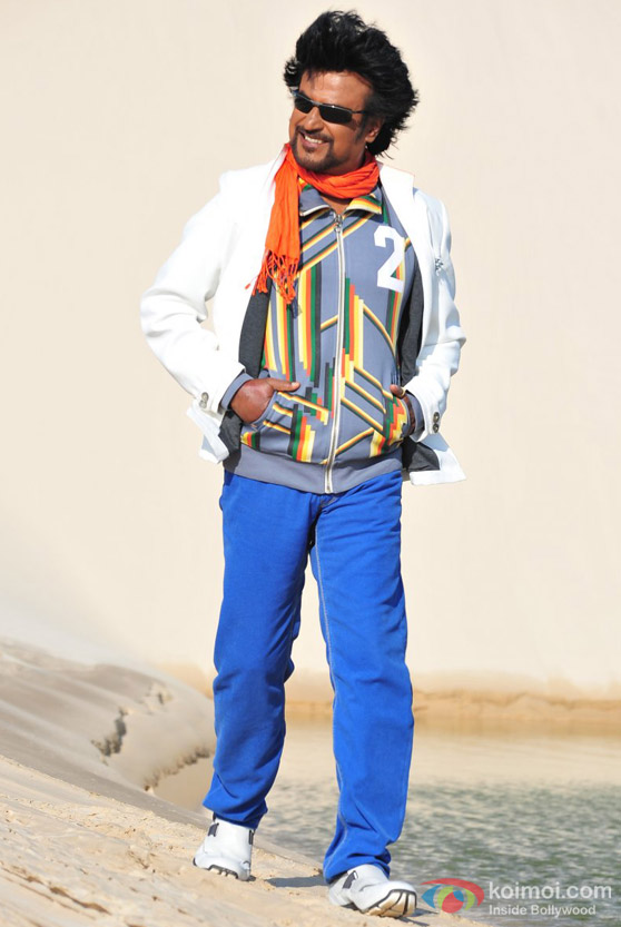 Rajnikanth in the desert in Endhiran The Robot Movie