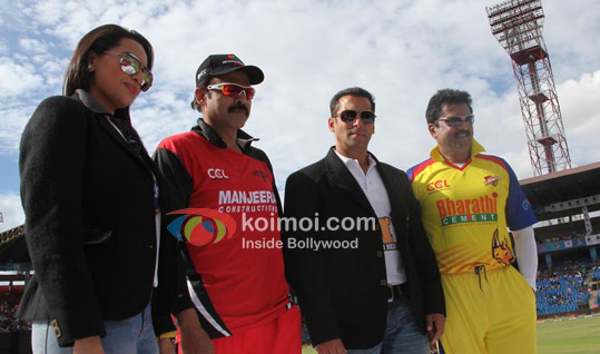 Sonakshi Sinha, Venkatesh, Salman Khan