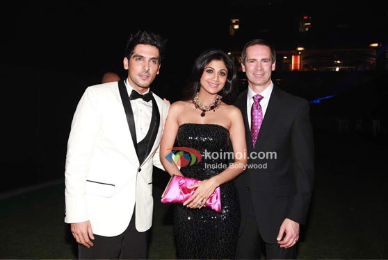 Zayed Khan, Shilpa Shetty At IIFA