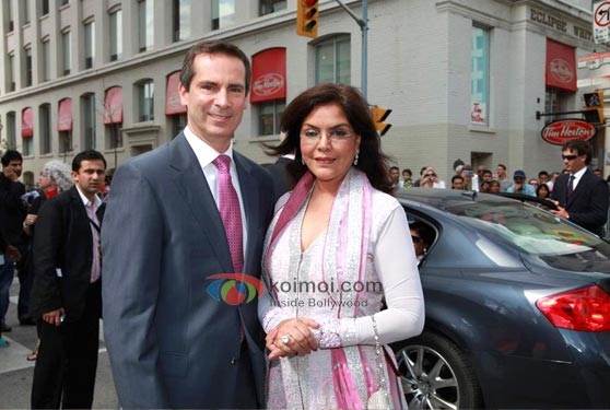 Zeenat Aman At IIFA