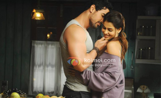 John Abraham, Genelia D'souza (Force Movie stills)