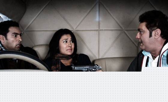 Jagrat Desai, Sasha Goradia, Vinay Pathak (Tere Mere Phere Movie Stills)
