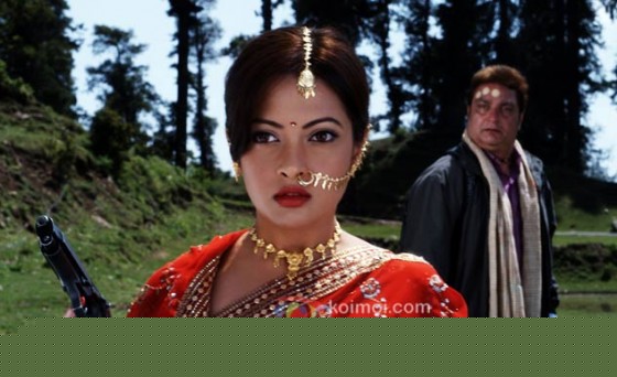Riya Sen (Tere Mere Phere Movie Stills)