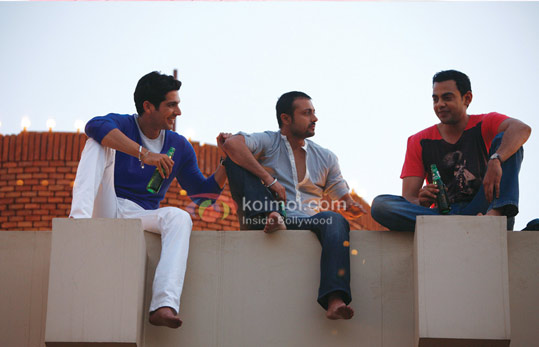 Zayed Khan, Cyrus Sahuka, Satyadeep Misra (Love Breakups Zindagi Movie Stills)
