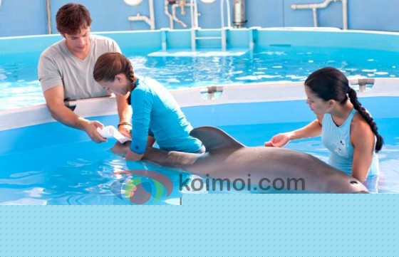 Nathan Gamble (Dolphin Tale Movie Stills)