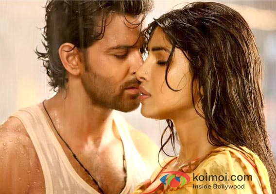 Hritik Roshan, Priyanka Chopra Agneepath Movie Stills