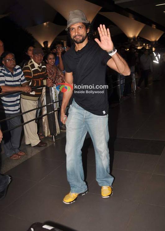 Farhan Akhtar Return From Zee Awards