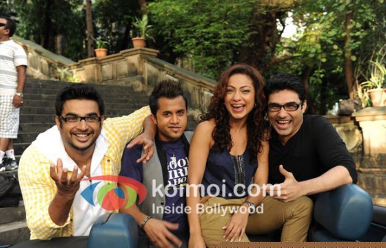 R. Madhavan, Omi Vaidya (Jodi Breakers Movie Stills)