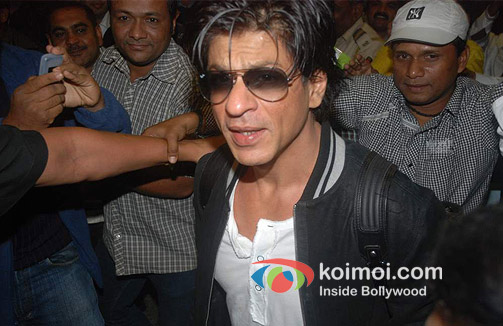 Shah Rukh Khan Return From Zee Awards