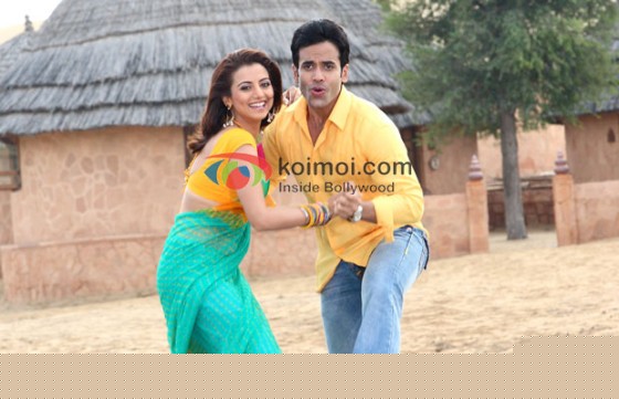 Kulraj Randhawa, Tusshar Kapoor (Chaar Din Ki Chandni Movie Stills)