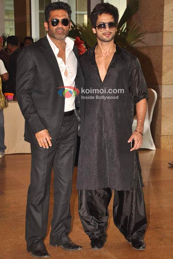 Sunil Shetty, Shahid Kapoor At Ritesh-Genelia Wedding