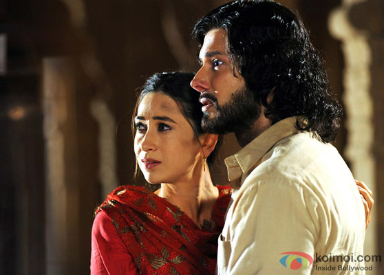 Karisma Kapoor and Rajneesh Duggal in Dangerous Ishhq Movie Stills