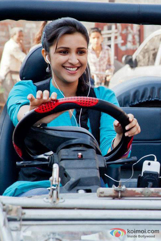 Parineeti Chopra Drive In Ishaqzaade Movie