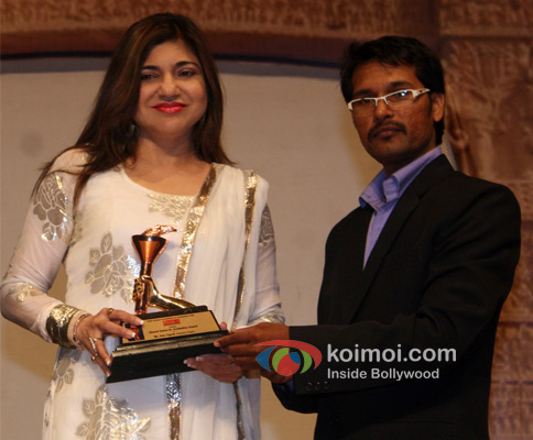 Alka Yagnik, Kailash Masoom At Dadasaheb Ambedkar Awards