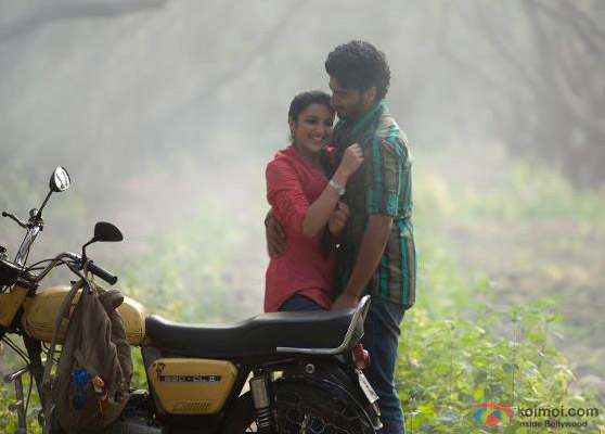 Parineeti Chopra, Arjun Kapoor (Ishaqzaade Movie Stills)