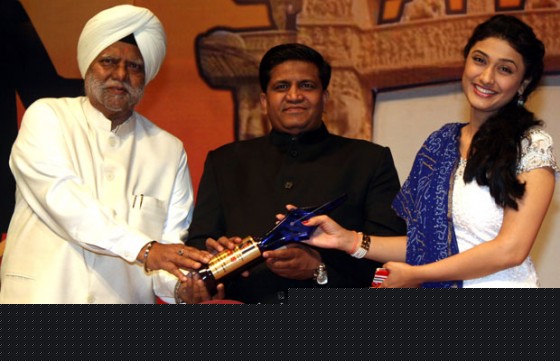 Buta Singh, Shakeel Saifi, Ragini Khanna At Dadasaheb Ambedkar Awards