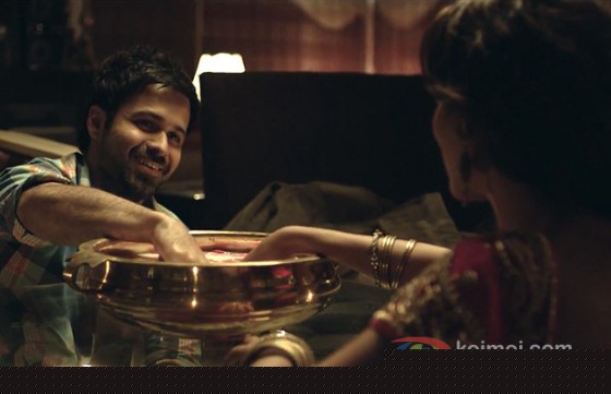 Emraan Hashmi and Esha Gupta play sexy games in Jannat 2 Movie Stills