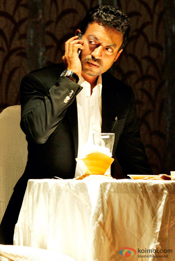 Irrfan Khan's Glance in Yeh Saali Zindagi Movie